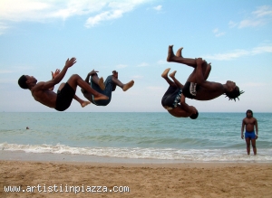 Artisti in Piazza: Afro Jungle Jeegs Afro Jungle Jeegs